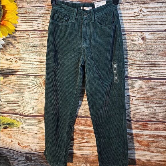 SO pants woman's 3/26W green ribbed corduroy NWT - Picture 1 of 6